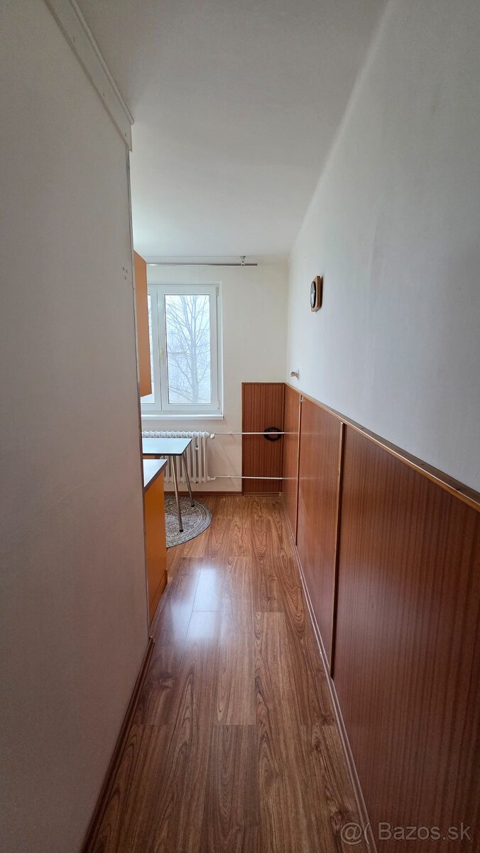 Prenajmem dvojizbový byt na sídlisku Tarča SNV - 5