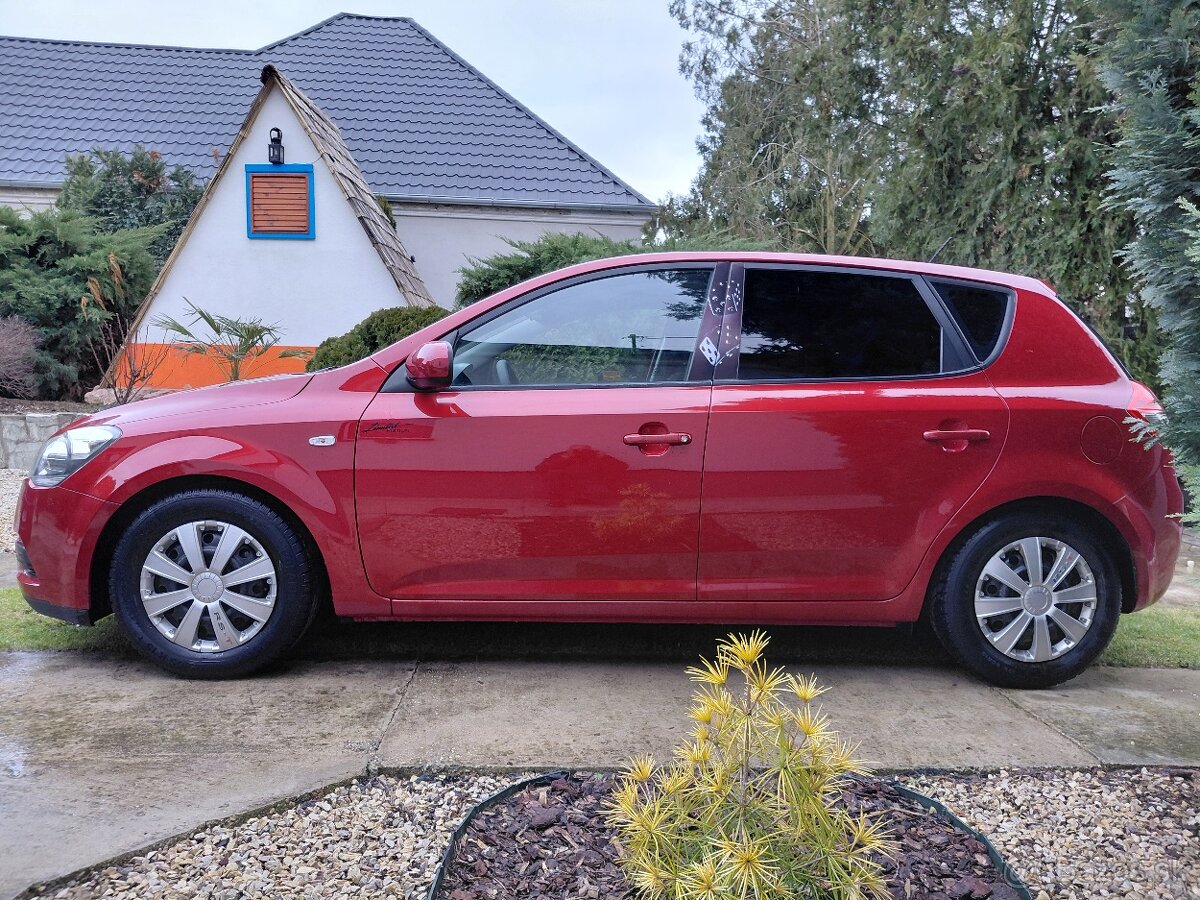 KIA CEED 1,4 i 66kw - 5