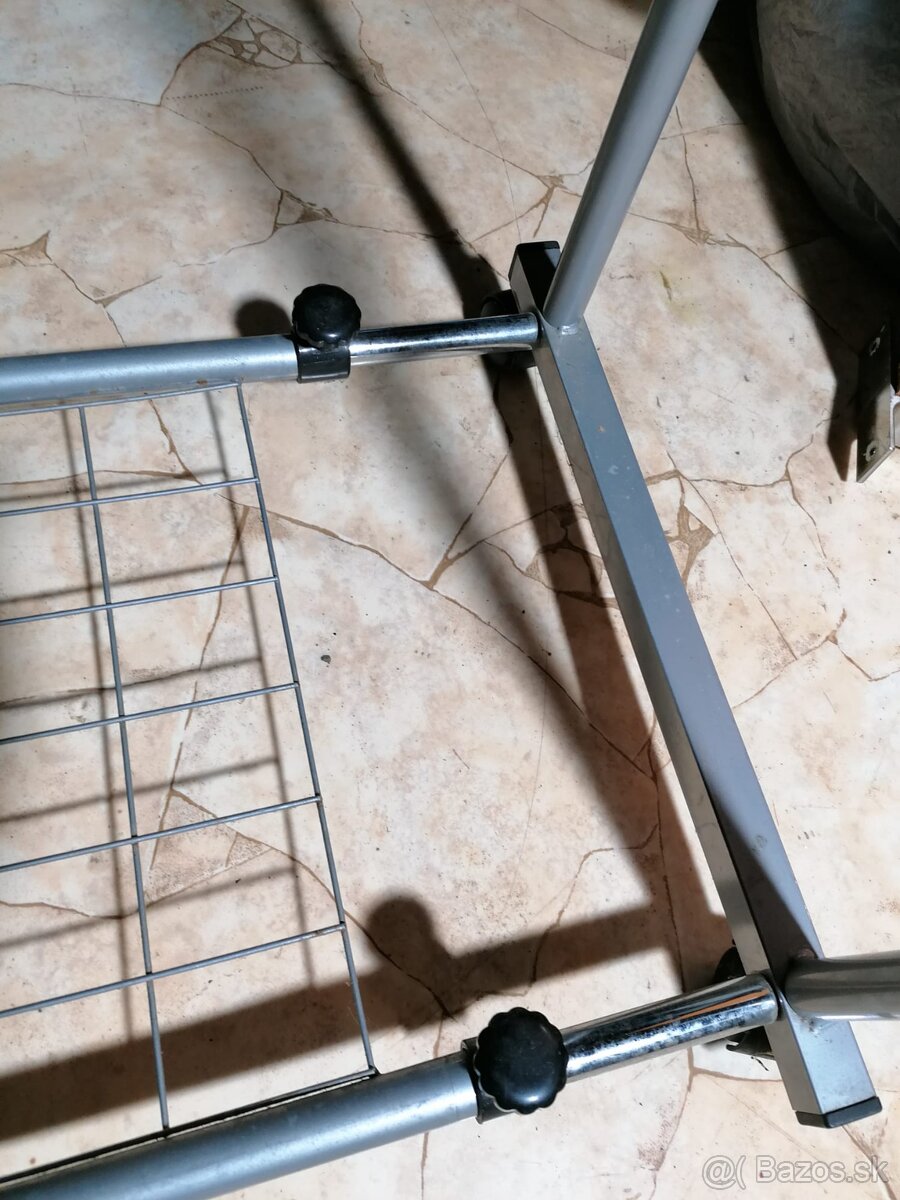 Predám stojan na šaty - 5