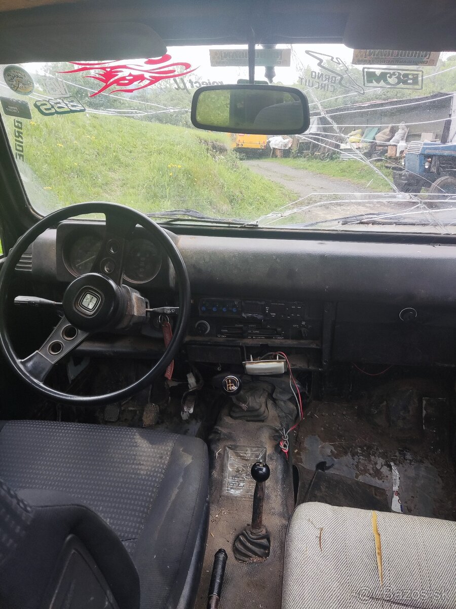 Predám Suzuki Samurai 1.0 1983