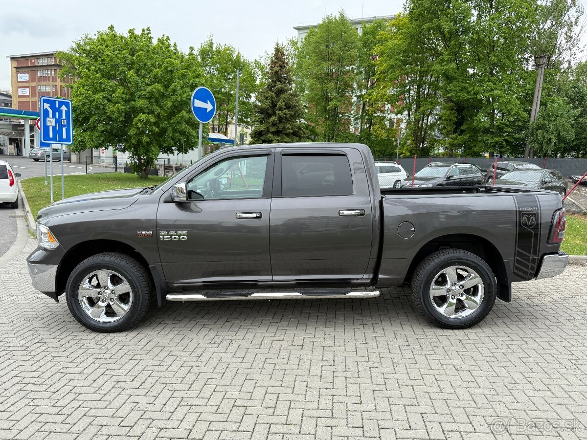 DODGE RAM 1500 5.7 HEMI—2018—4x4—TAŽNÉ 3.5t—159.000km