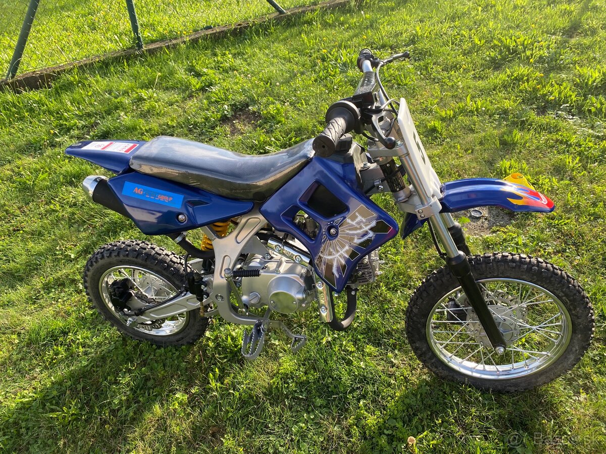 Pit bike / dirt bike