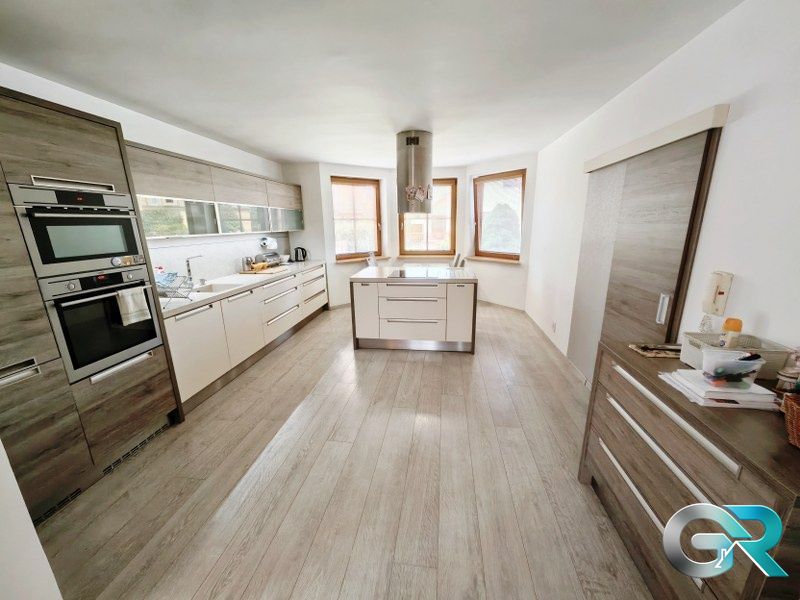 Znížená cena Exkluzívne Ponúkame Vám na predaj rodinnú vil - 5