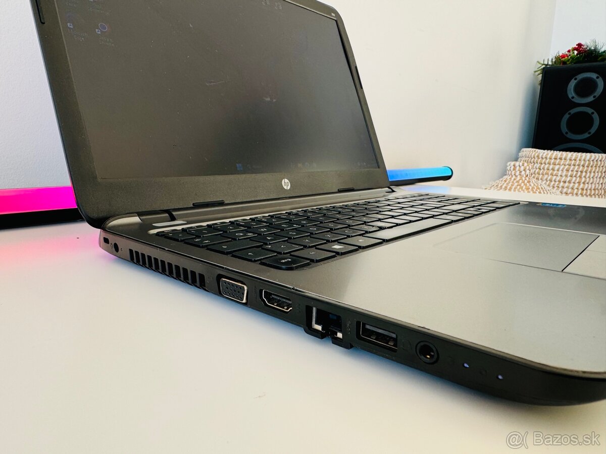 Šikovný notebook HP 250 G3 - 5