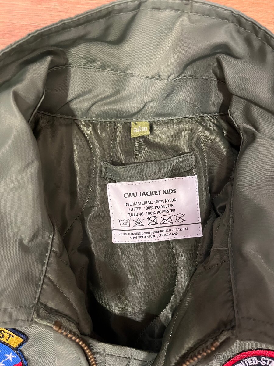 Chlapčenská bombera s nášivkami - 5