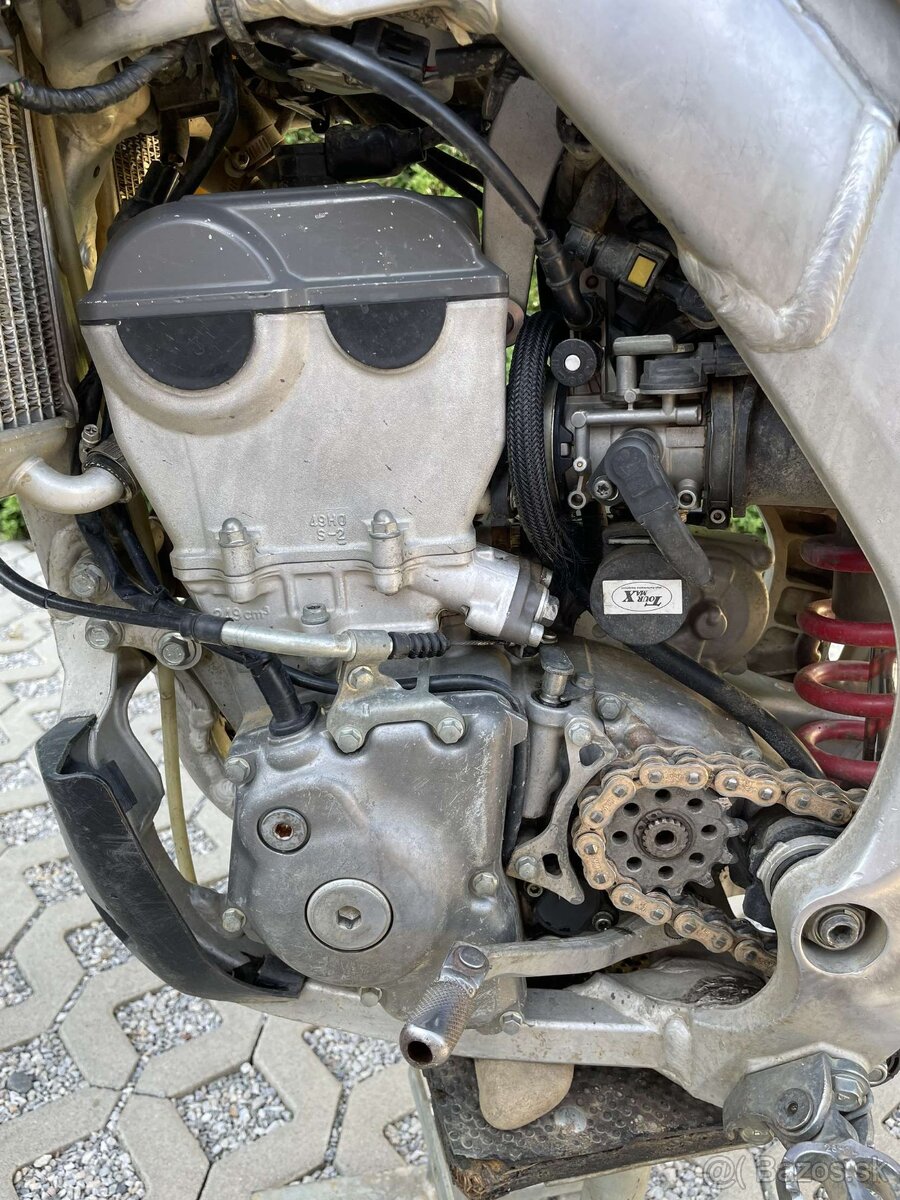 Suzuki rmz 250