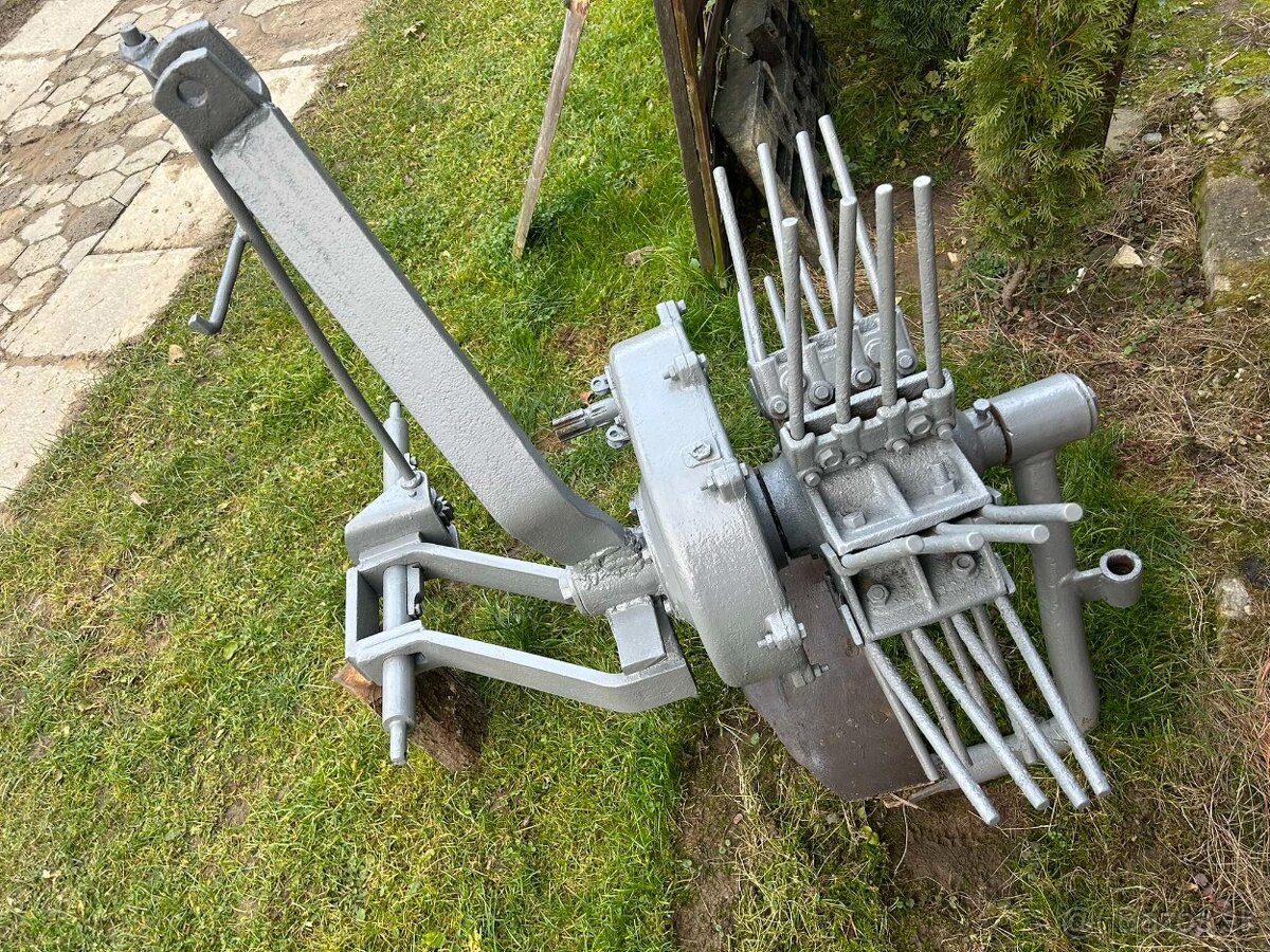 Predám vyorávač zemiakov - 5