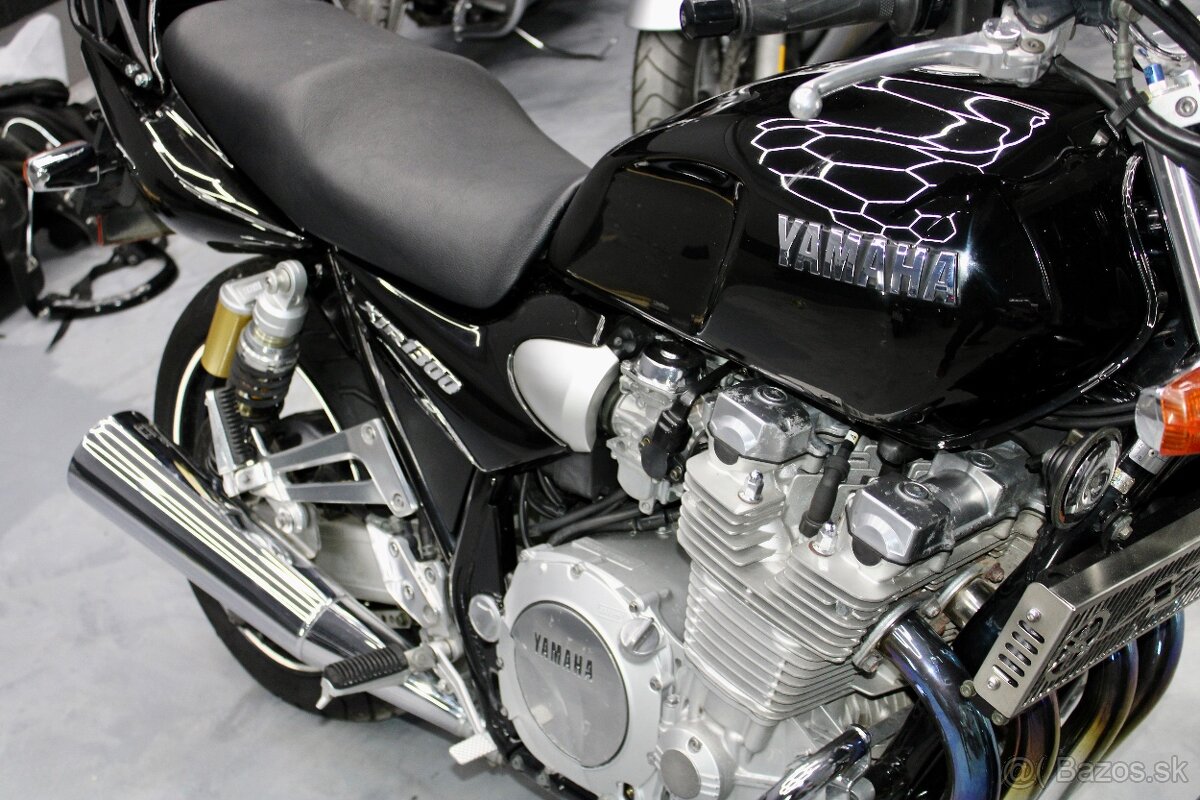 Yamaha XJR 1300 - 5