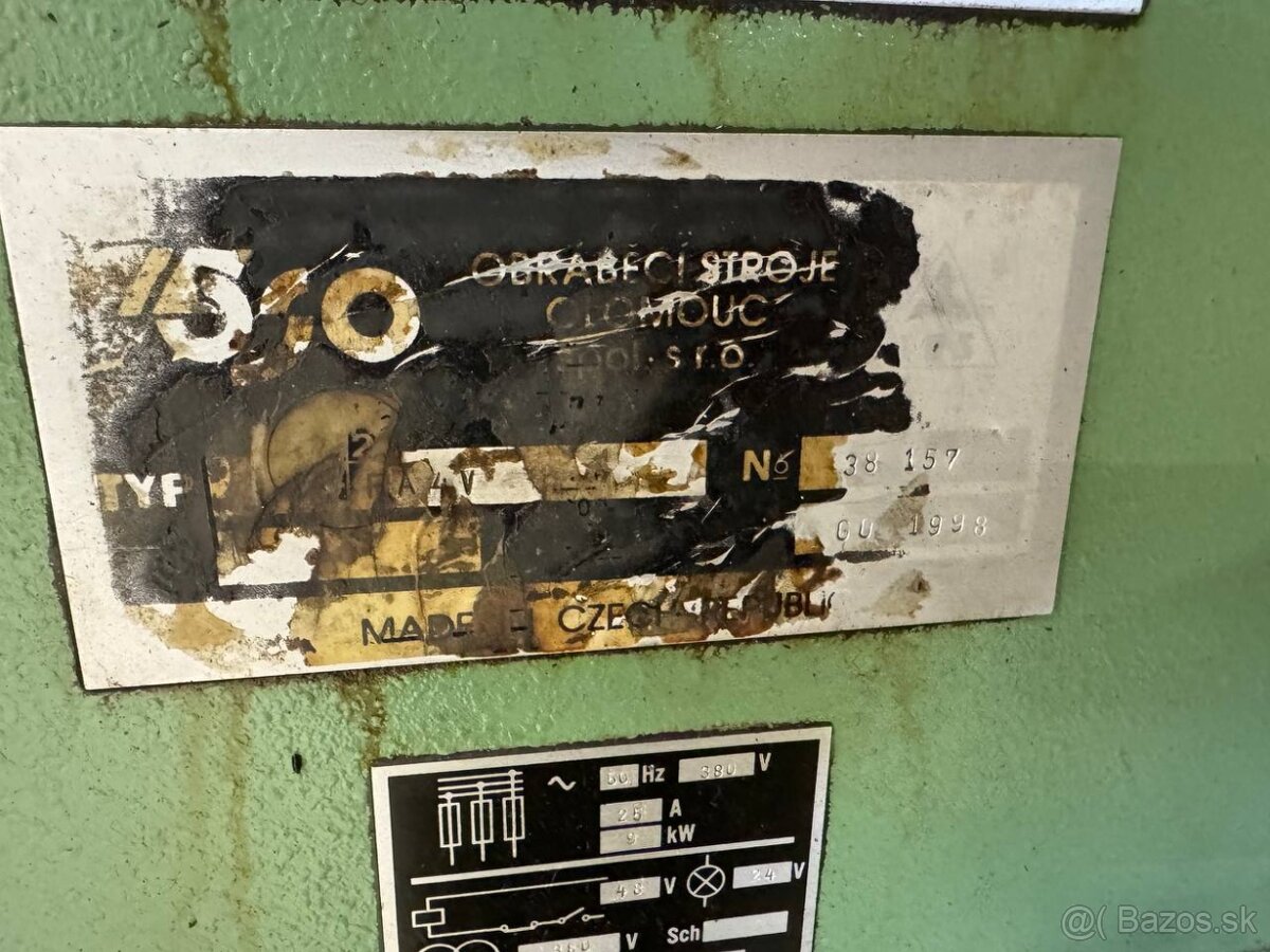 Vertikální frézka FA 4V - dig. odměřování - 5