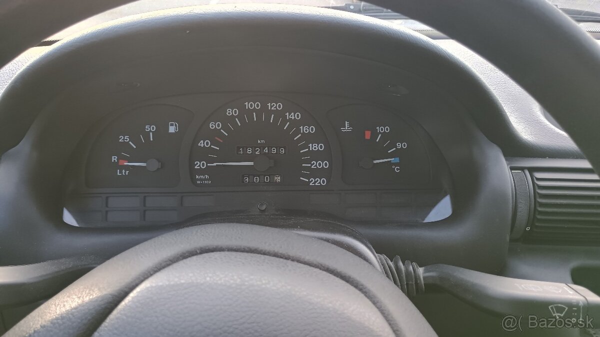 Predám Opel Astra Classic 1.6 s takmer novými pneumatikami - 5