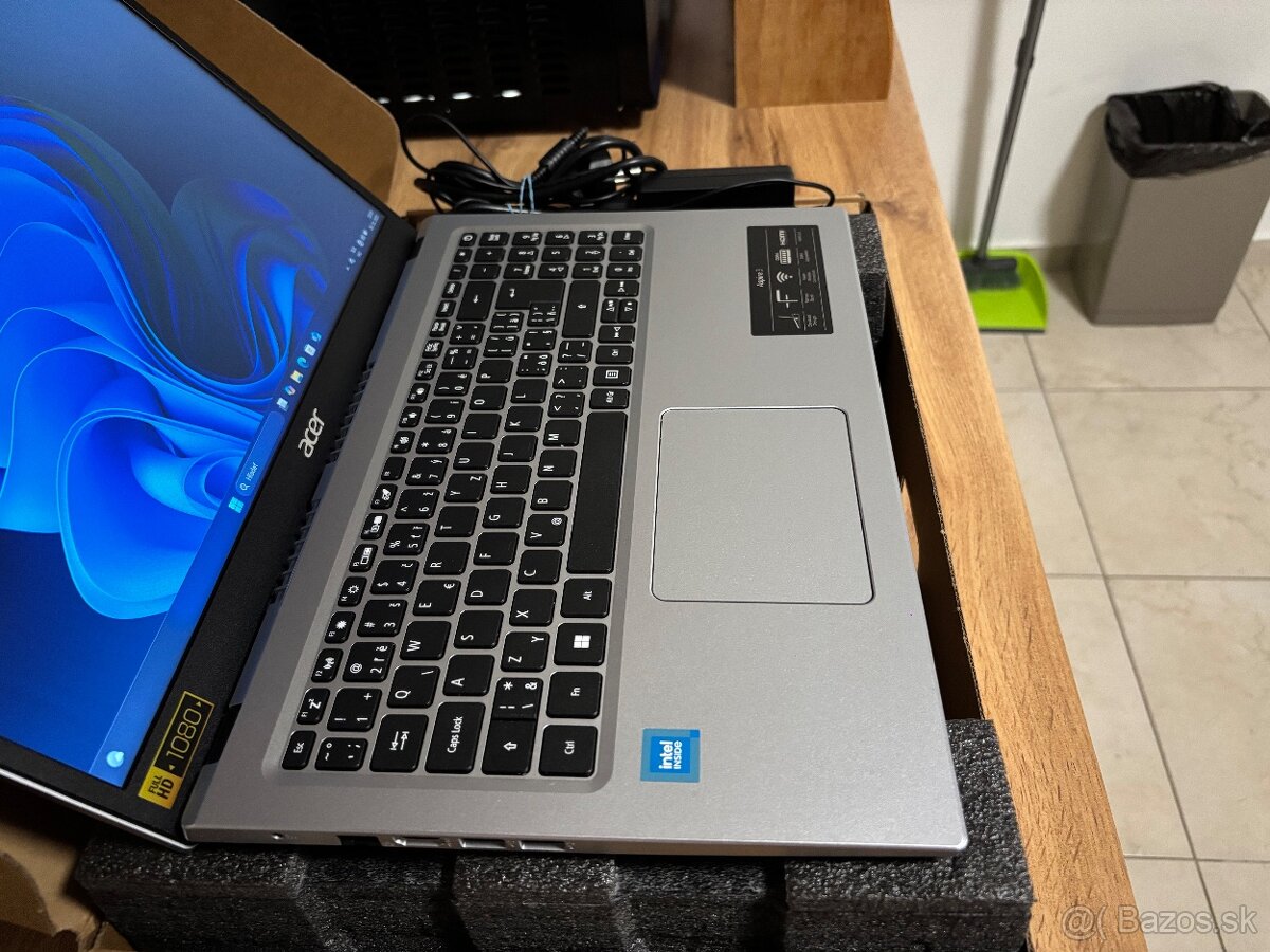 /15.6"/Acer/Notebook/4GB RAM DDR5/128GB NVMe SSD/Intel HD 2 - 5