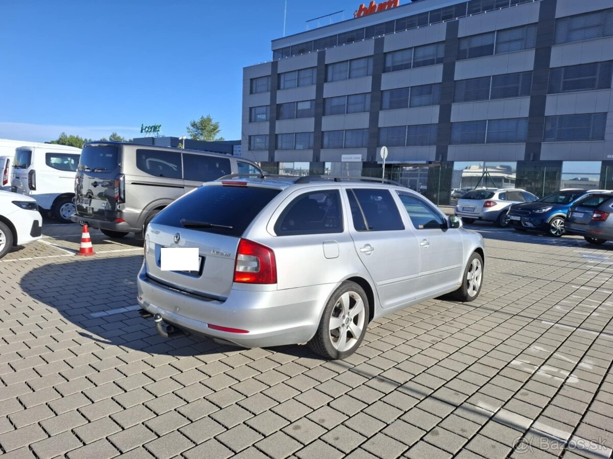 ŠKODA OCTAVIA COMBI 2.0 TDI, DSG AUTOMAT - 5