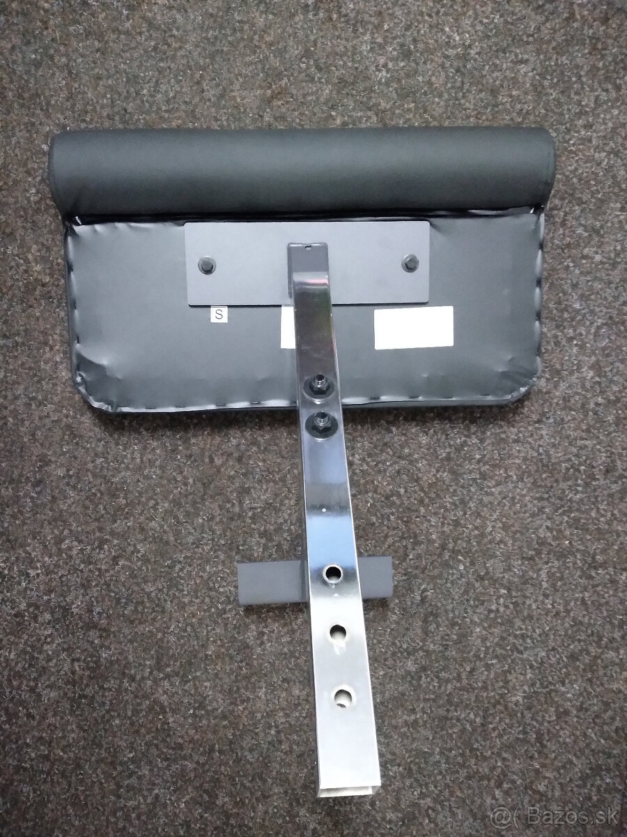 Bicepsová opierka Body Solid GPCA1 - 5