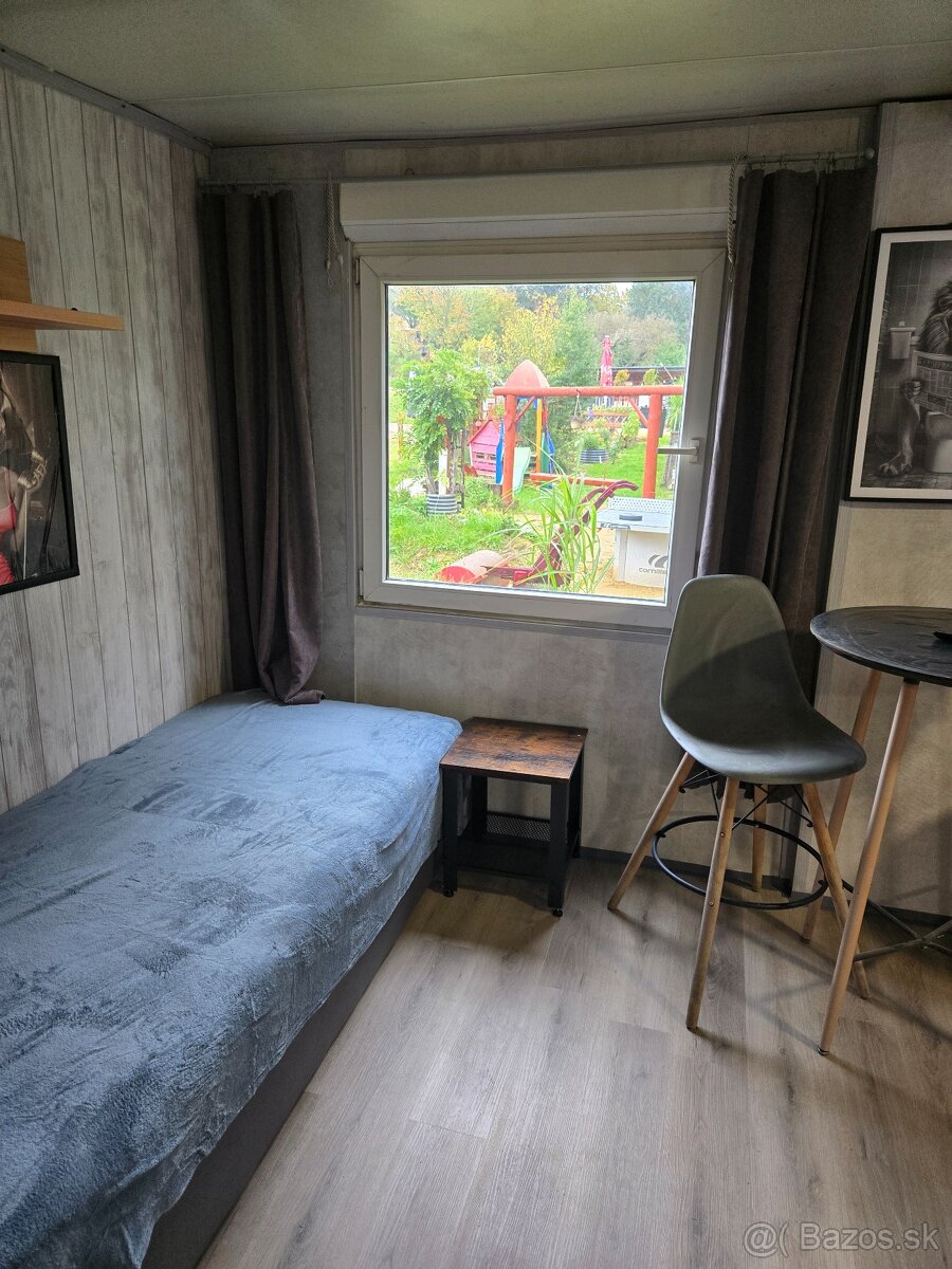 Robotnícka ubytovna - 5