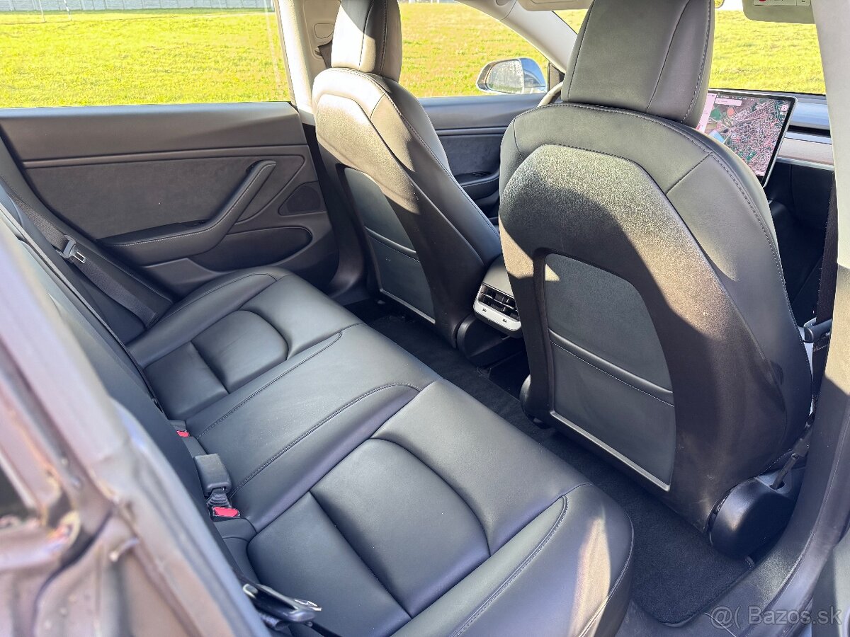 Prenájom Tesla 3 Long Range Dual Motor - 5