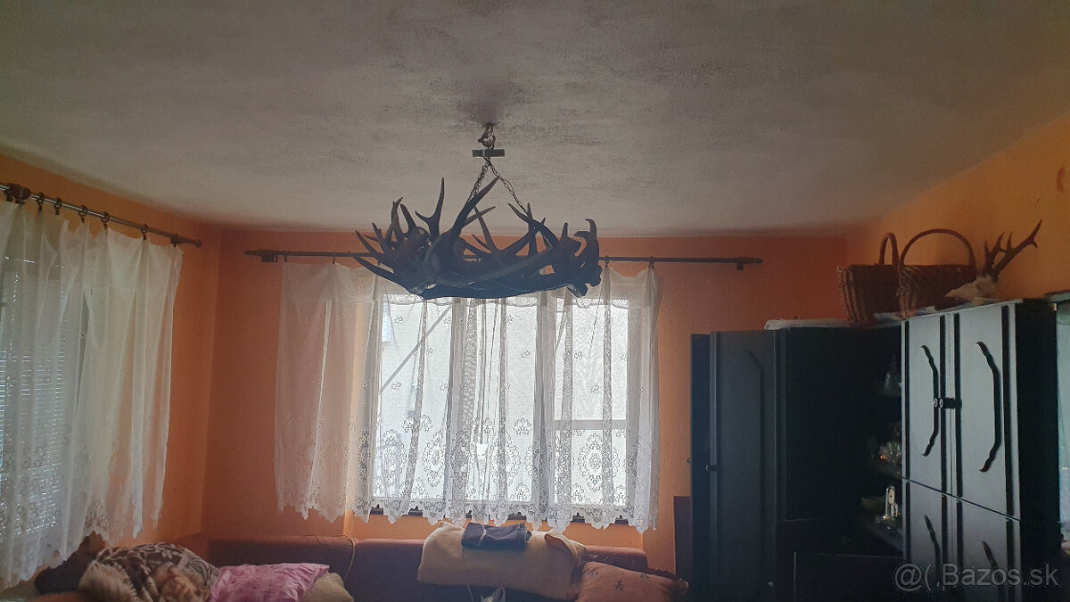 Dom s dvomi garážami Čerenčany - 5