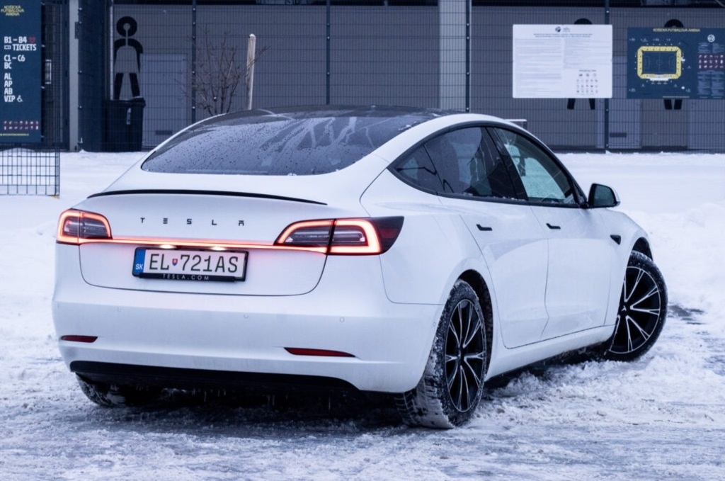 Tesla Model 3 Long Range 82kWh AWD, (2021) - 5