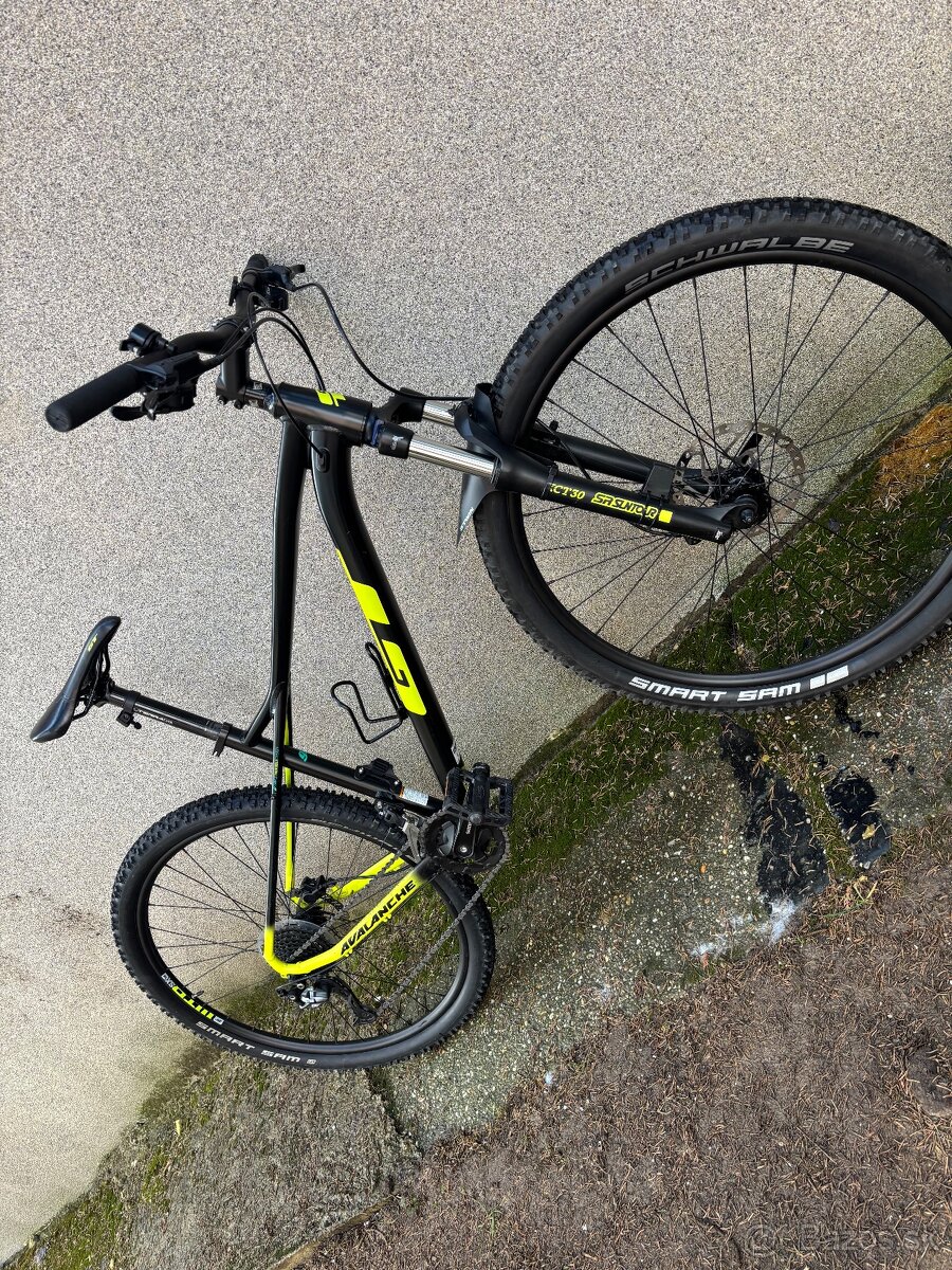 Horský bicykel GT Avalanche - 5