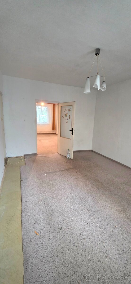 Predáme 5 izb byt v Bratislava Karlova Ves - 5