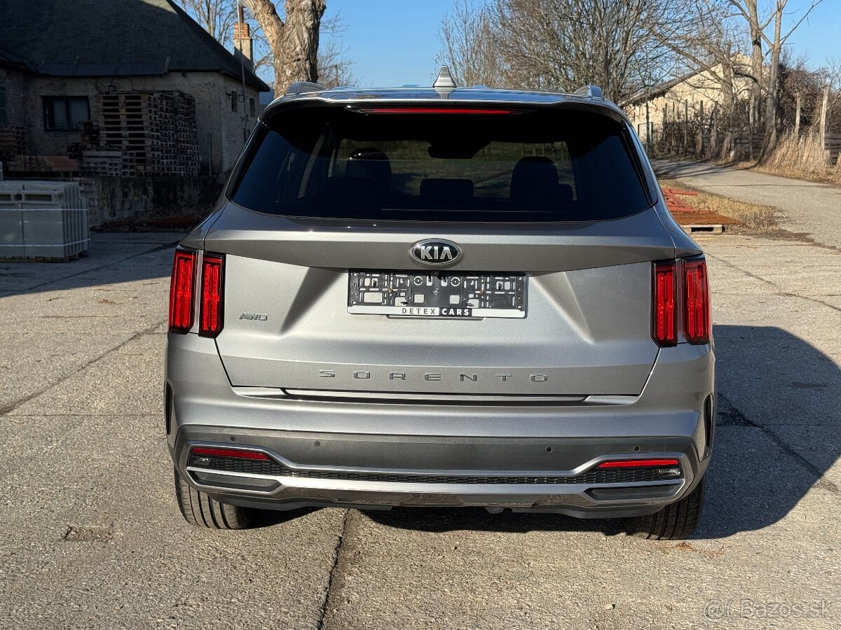 Kia Sorento 2,2 CRDi AWD 7miestne - 5