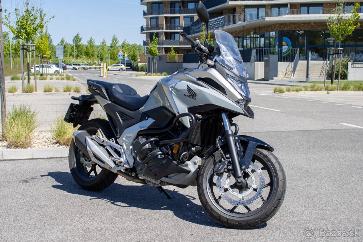 Honda NC 750 XA - 5