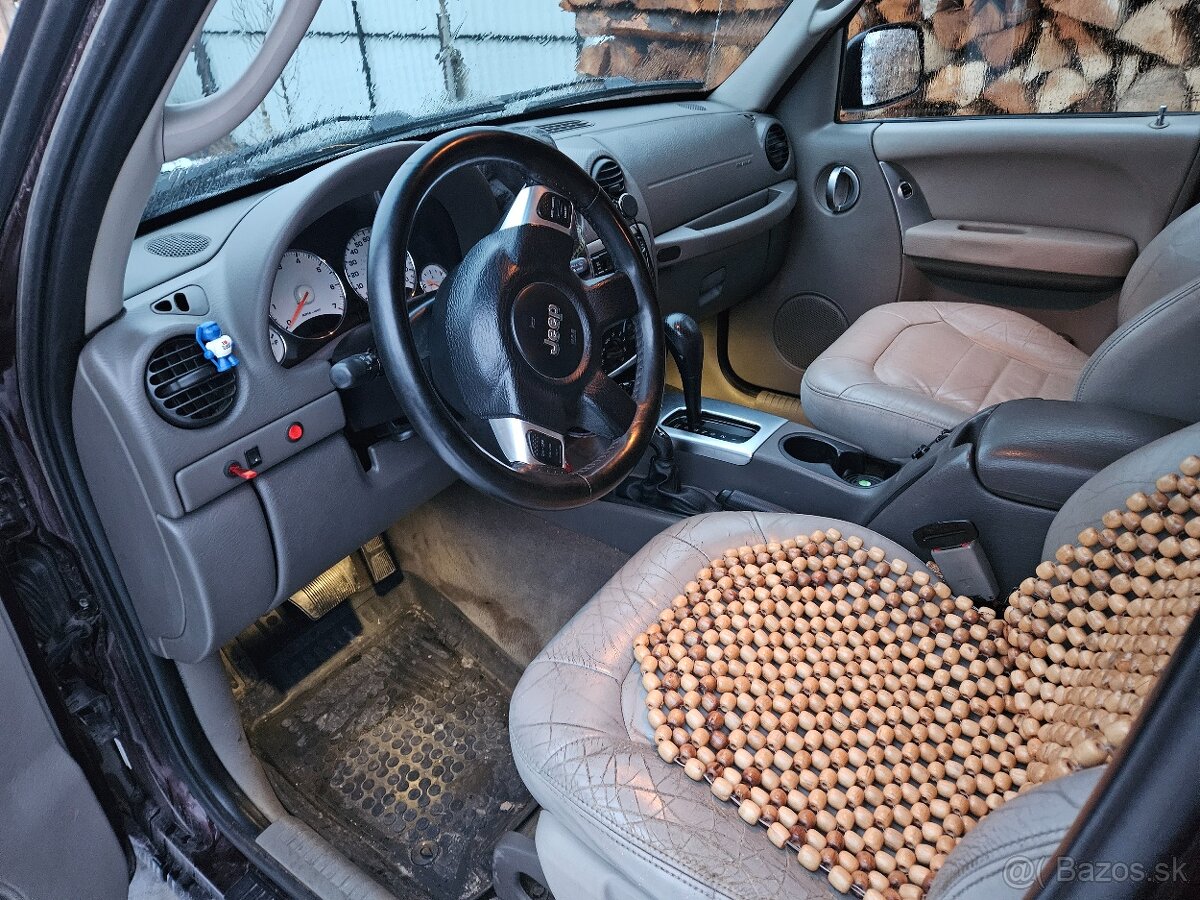 Jeep cherokee liberty limited 3,7 - 5