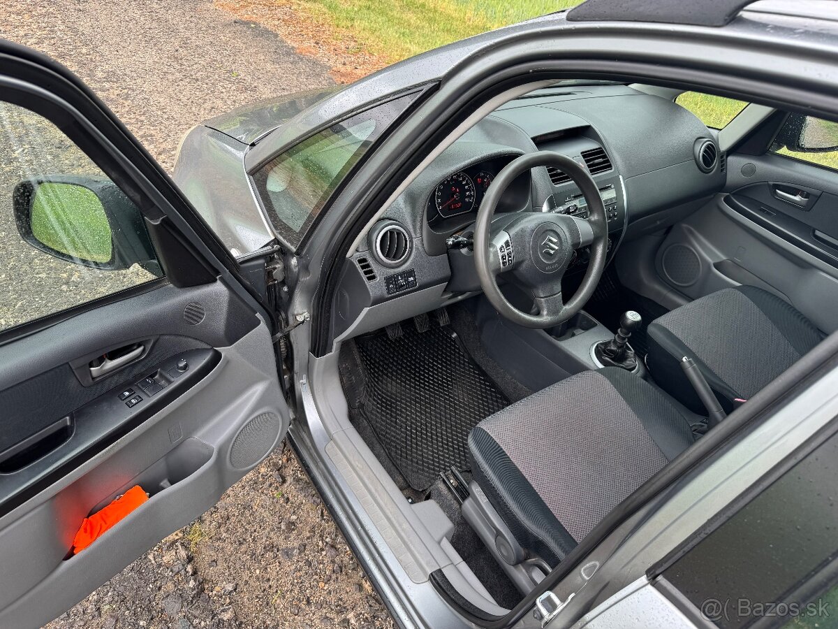 Suzuki SX4 4x4 - 5