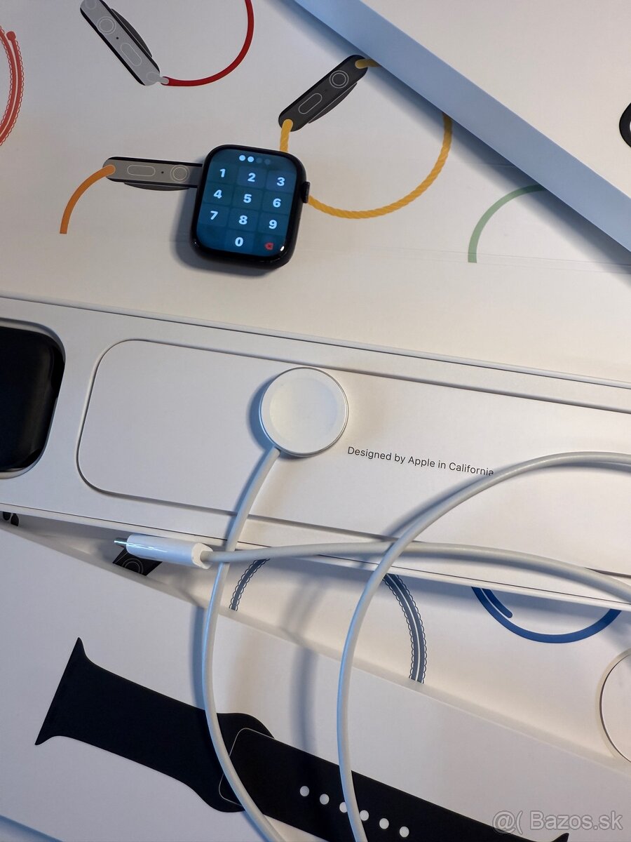 Apple Watch 5 -42mm + Nabíjací Adaptér - 5