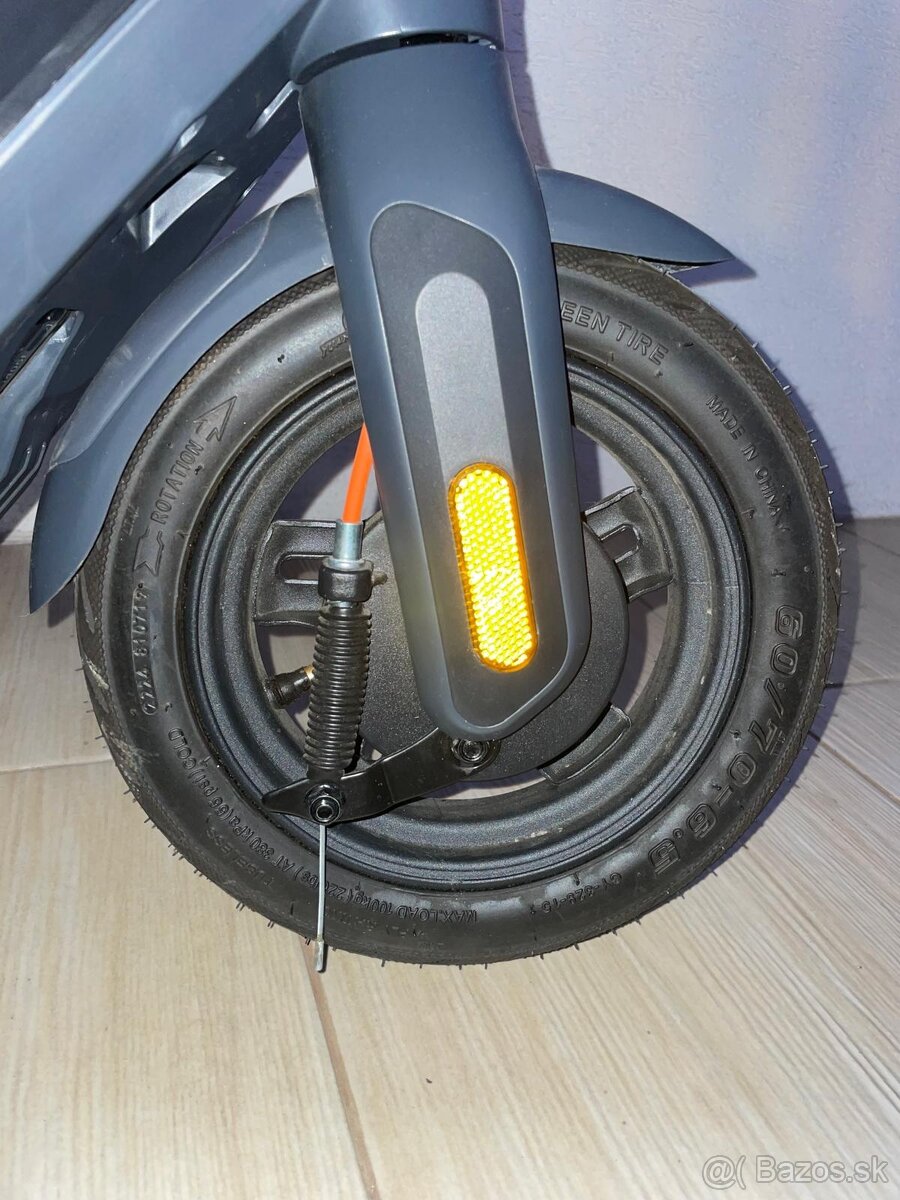 Elektrická kolobežka Ninebot e2 pro - 5