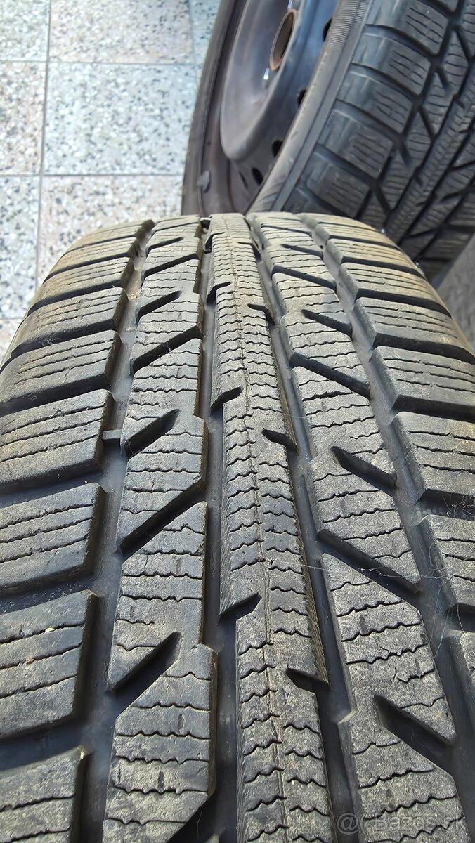Zimne pneu 175/65/R15 yokohama - 5