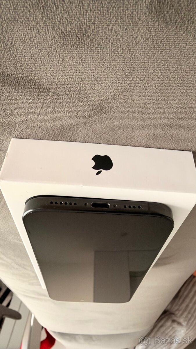 iPhone 16 Pro Max 1TB - 5