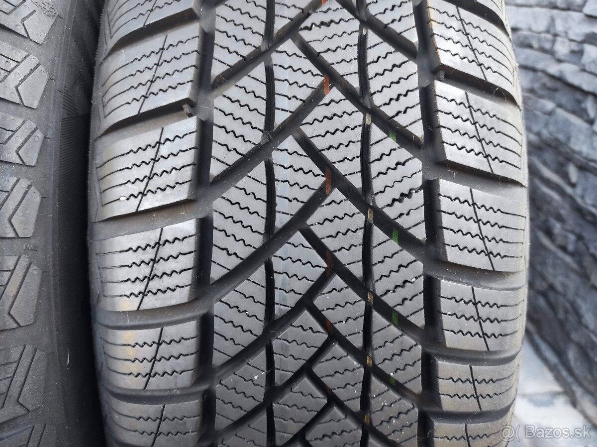 Zimné pneu 215/65 R17 Matador 4ks - 5