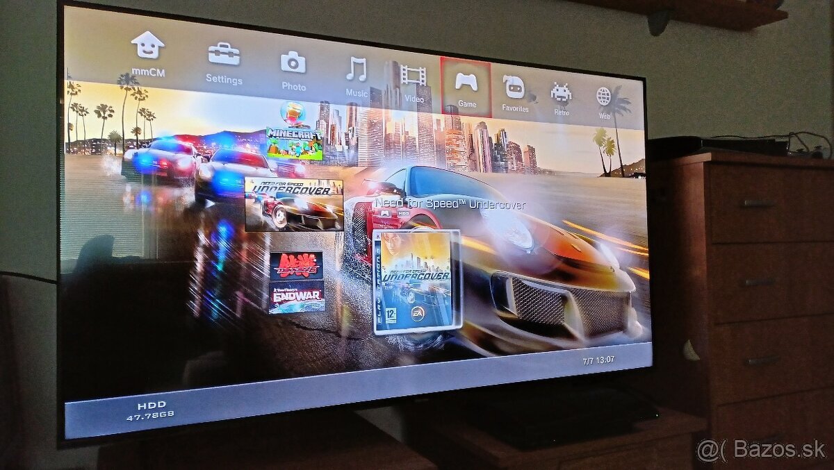 PS3 super slim + 37 hier na HDD + 4 x ovládač + volant - 5