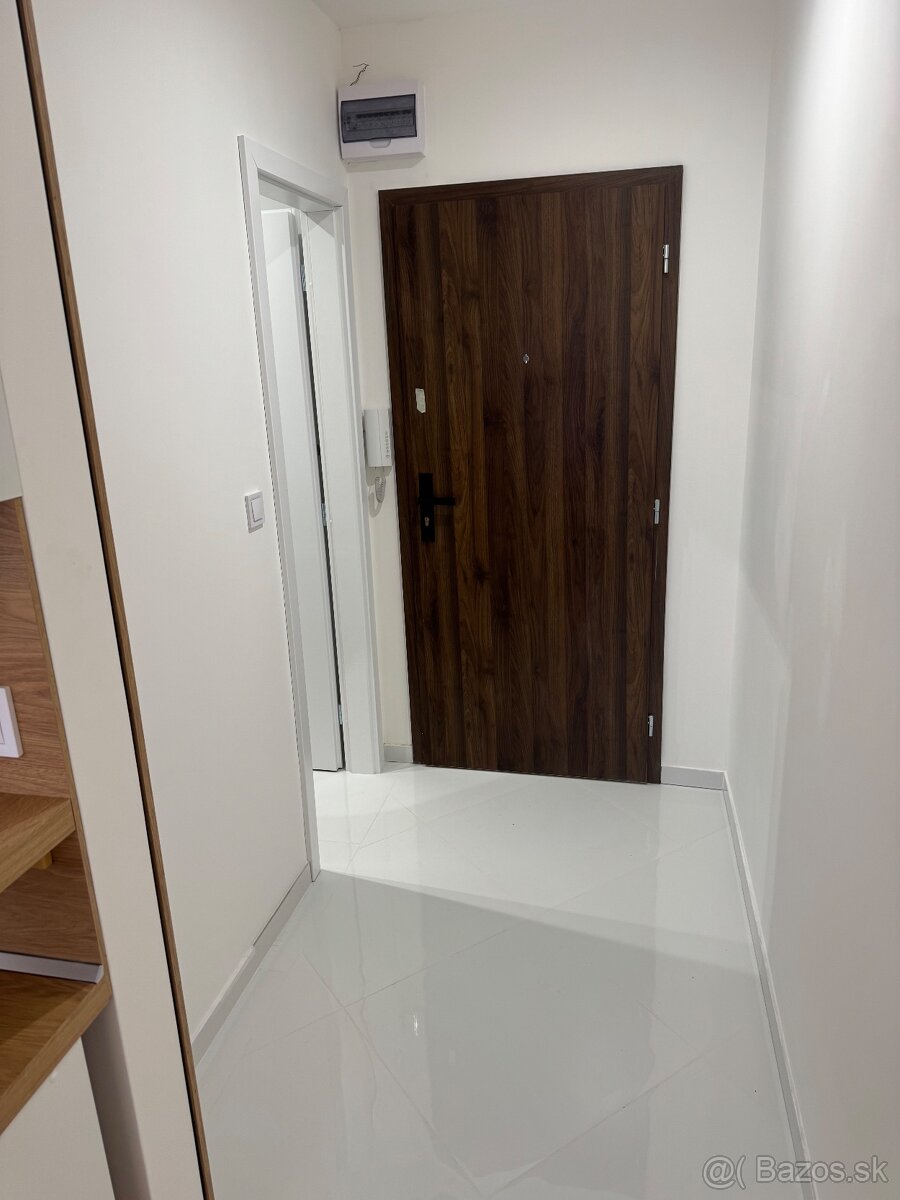 Ponúkam na prenájom krásny jednoizbový byt vo Svidníku - 5