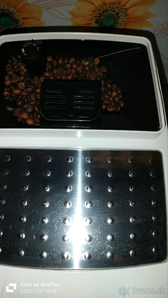 Kávovar Delonghi Magnifica W - 5