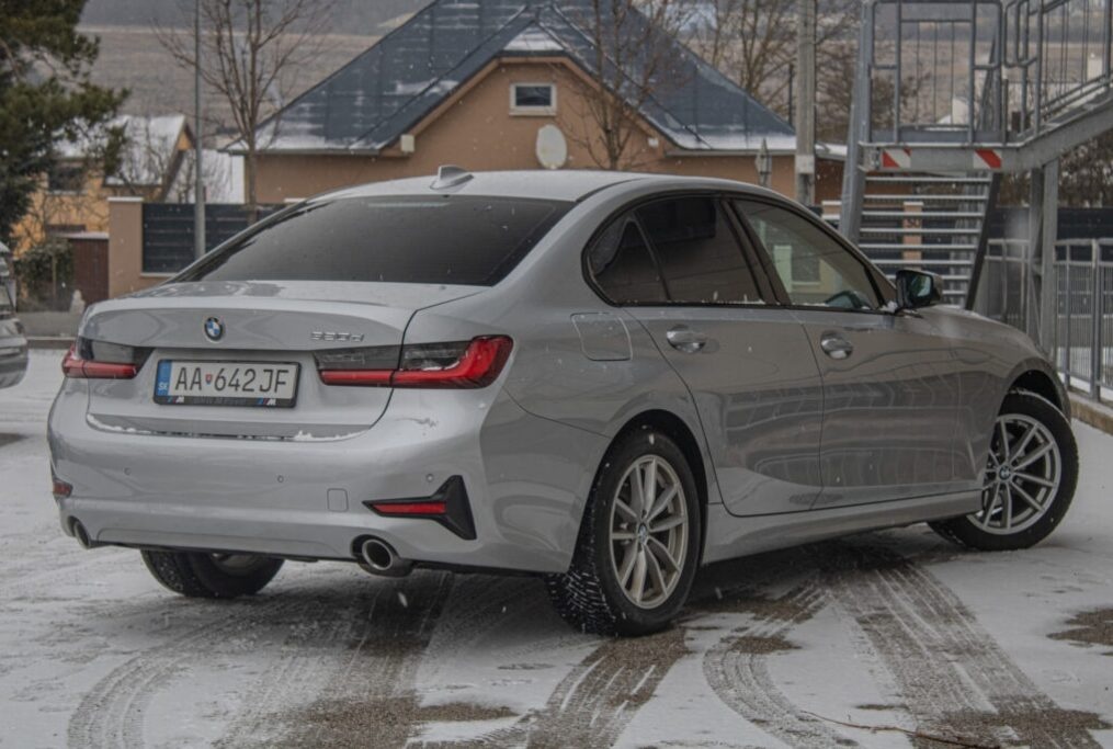 BMW Rad 3 320d Advantage A/T RWD - 5