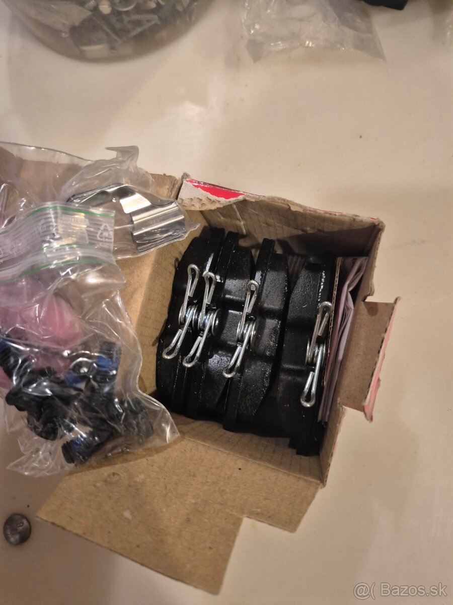 Zadné komplet brzdy Octavia 3 2017- - 5