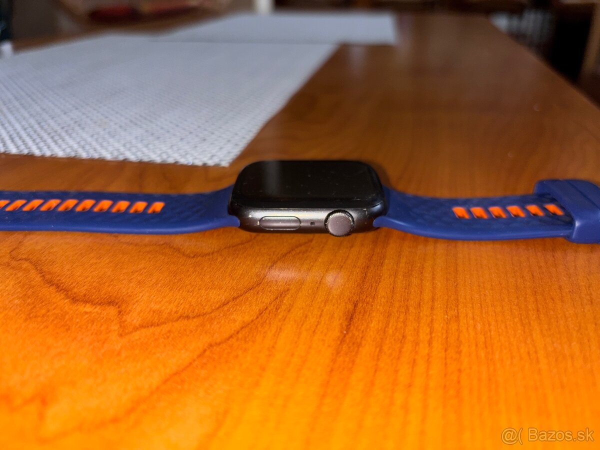 Apple Watch SE 44 mm - 5