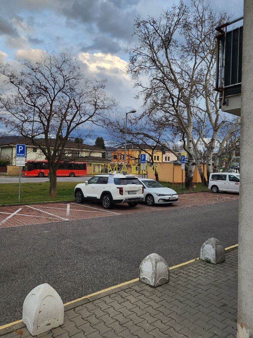 Prenájom - veľká Garsónka na Bratislavskej ulici v Záhorskej - 5