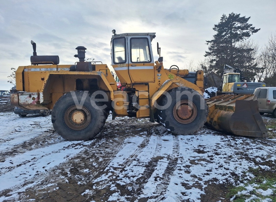 Čelní nakladač Liebherr 551 - 5