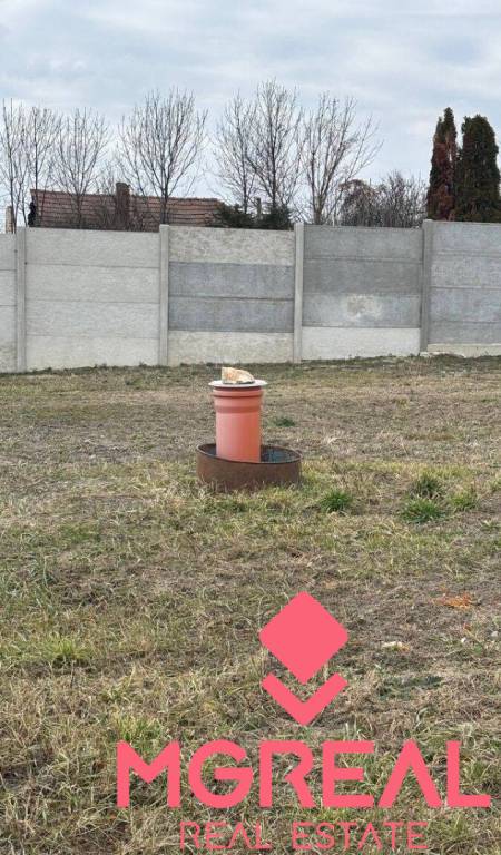 Stavebný pozemok v obci Nitrianske Hrnčiarovce / Nitra - 5