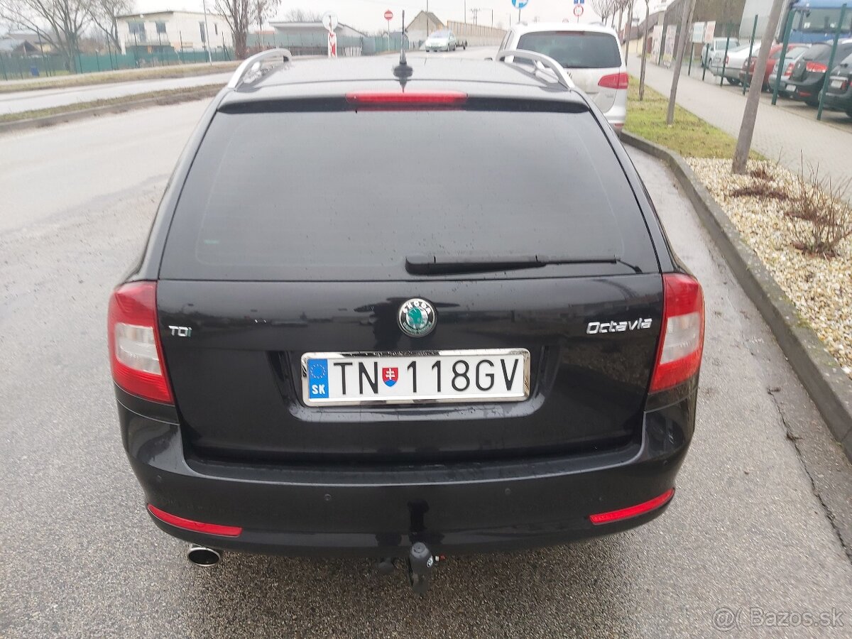 Škoda Octavia Combi 1.6 TDI CR DPF Elegance - 5
