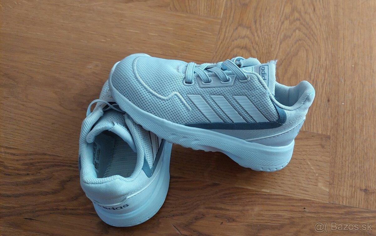 Tenisky Adidas 25,145mm - 5