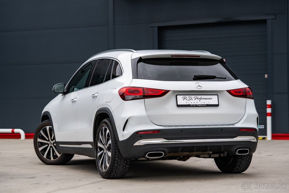 Mercedes-Benz GLA 250 4Matic AMG Line / SK - vozidlo