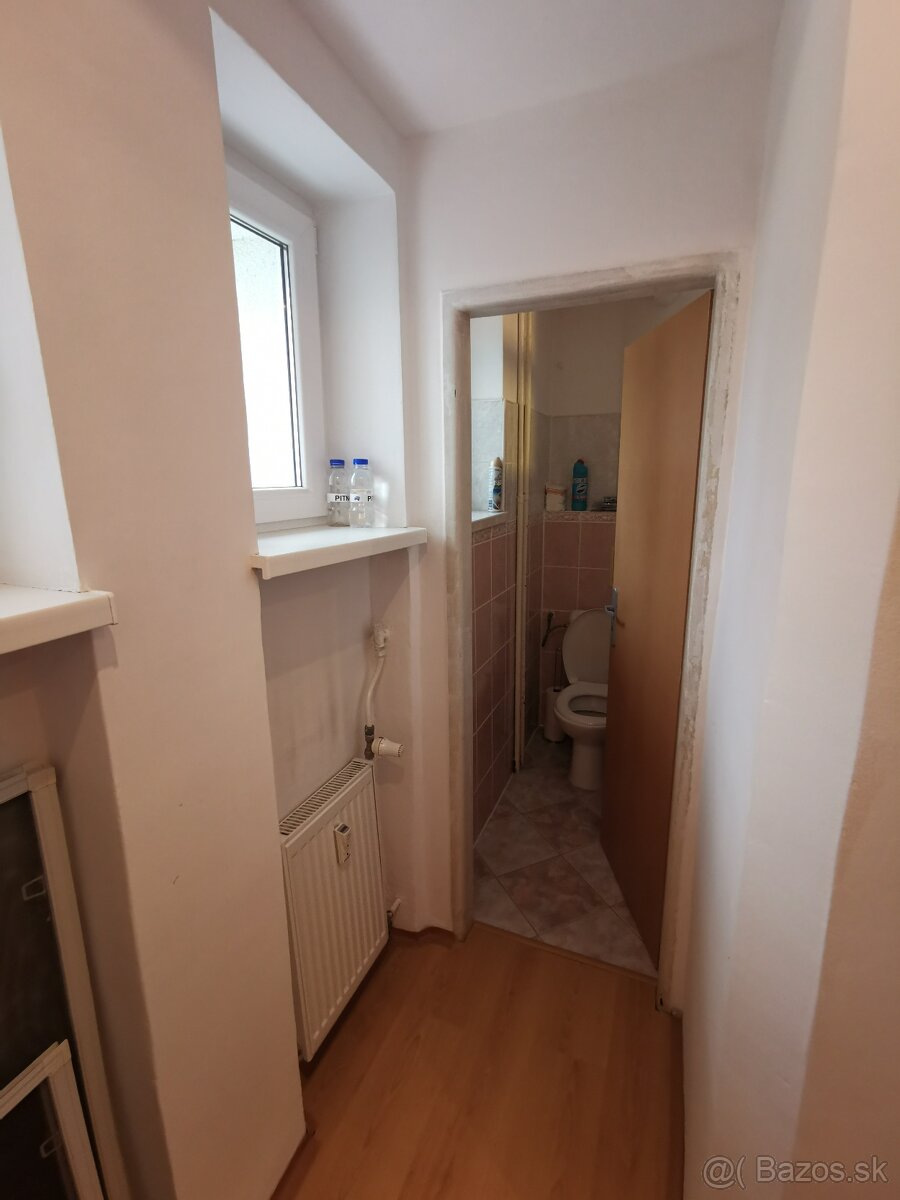 Na predaj 2-izbový tehlový byt – SNP, NMnV - 5