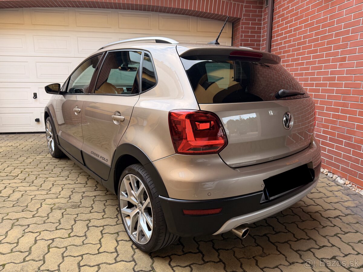 VW CROSSPOLO 1.2 TSI 81kW AUTOMAT - 5