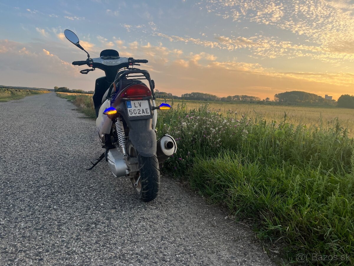 Predám tento skúter 50ccm - 5