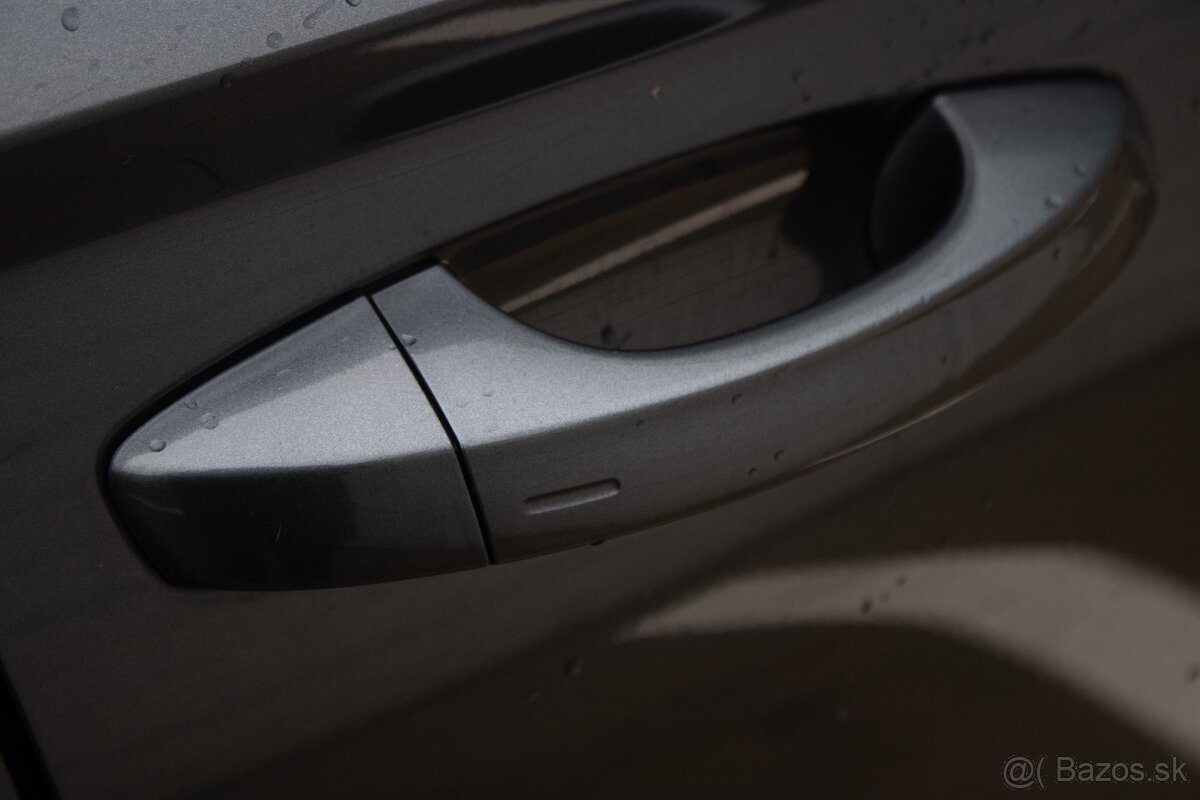 Škoda Karoq 1.6 TDI Live Plus DSG - 5