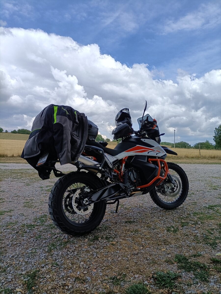 Ktm 790 adventure r.