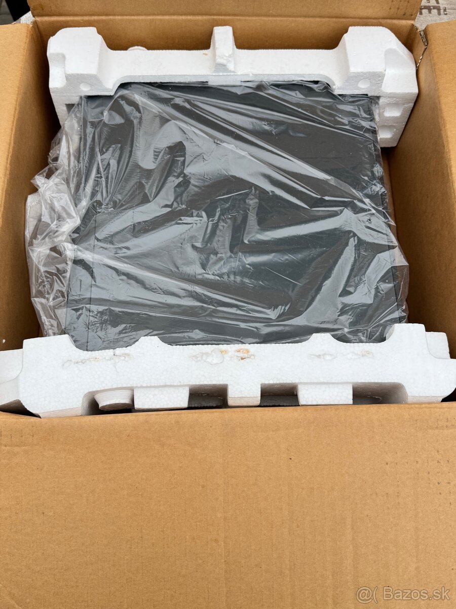 Retro VHS video prehrávač - 5